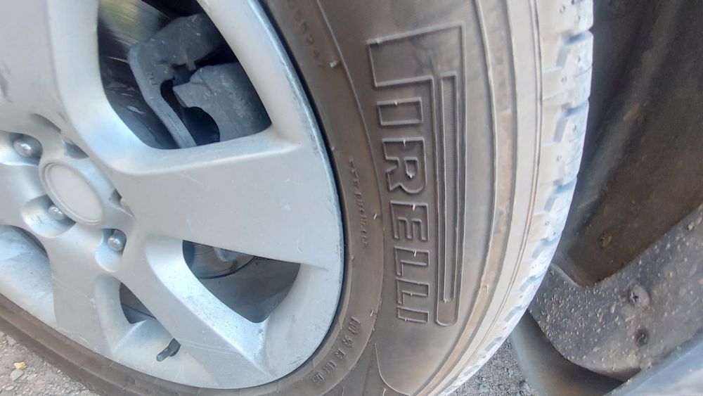 Автомобиль Хундай