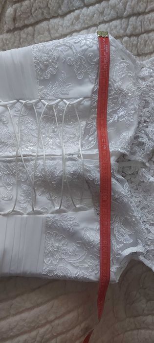 Rochie Mireasă model romantic dantelă mărgele XS-S