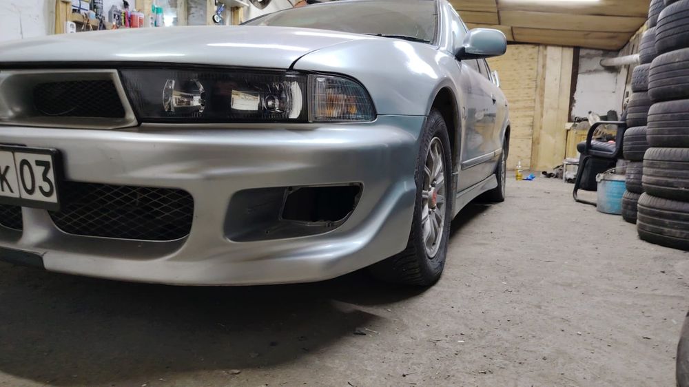 Продам Mitsubishi galant