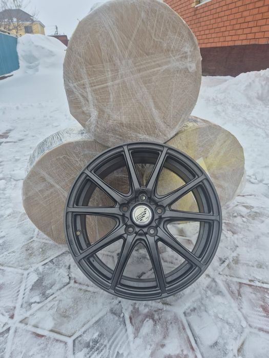 Титан  сатылады сынбаған новый