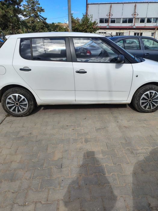 SKODA Fabia 2008 — imagine 3