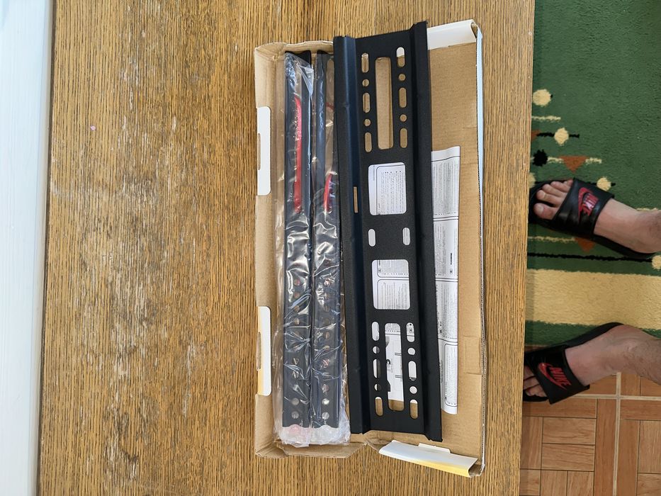 Кронштейн для телевизора