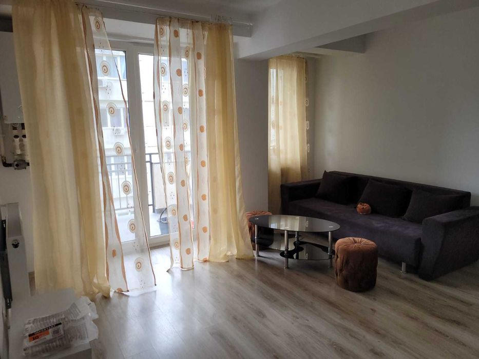 Chirie apartament cu 3 camere