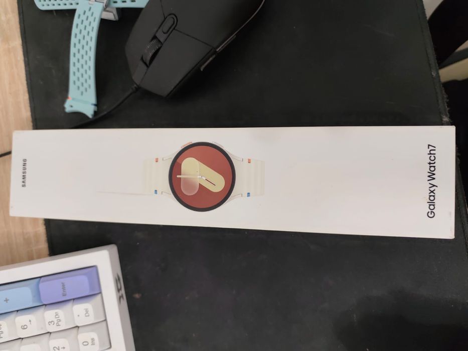 Продаю самсунг уотч 7