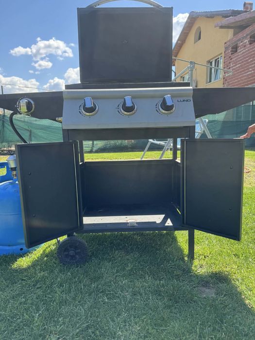 Барбекю със газова бутилка