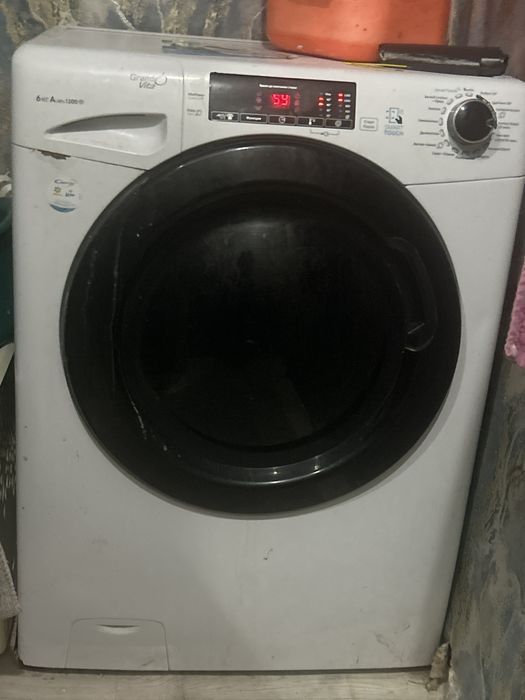 Продаю стиральную машинку на запчасти