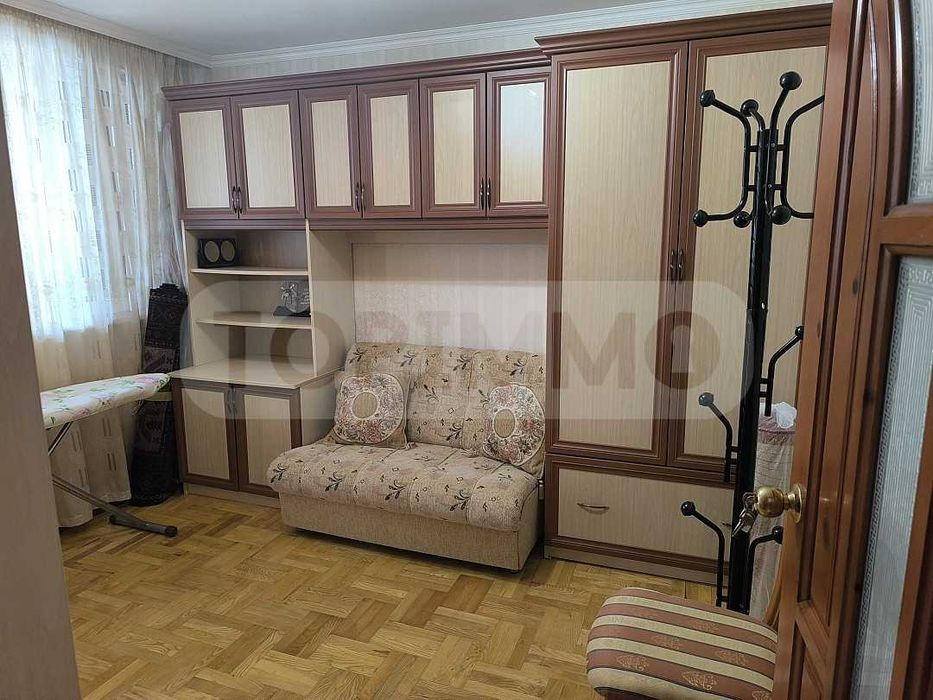 Дава се под наем Тристаен апартамент в Варна, Лятно кино Тракия - 115 кв.м за 900 € - Снимка #13