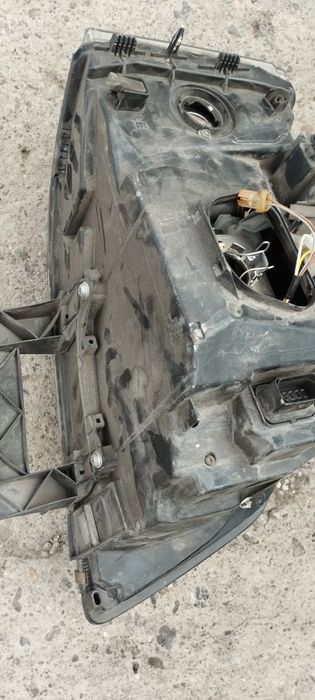 Фар за VW T5 R..