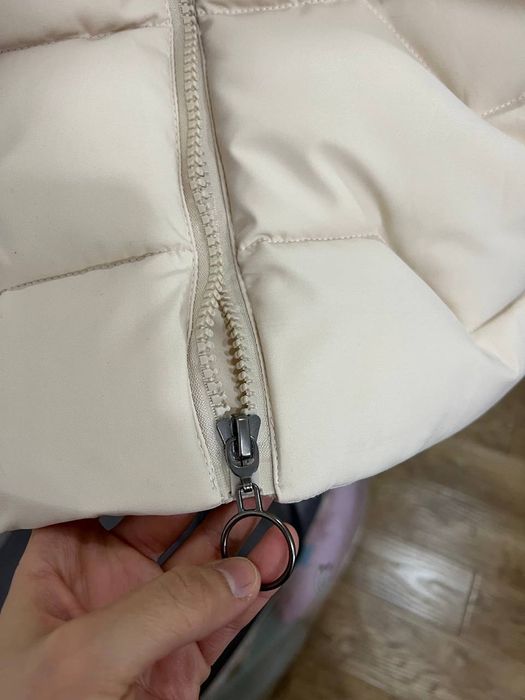 очень красивая и теплая куртка.