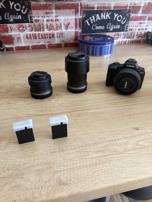 Mirrorless Canon EOS R50 kit Obiectiv 18-45mm si 55-210mm