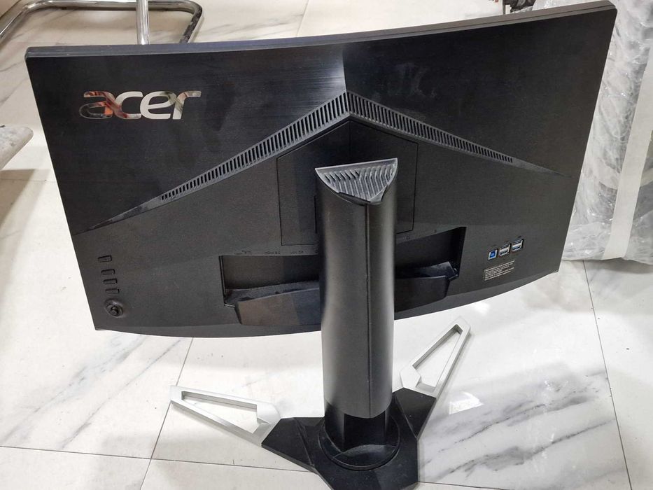 Монитор Acer 27", Full HD 144Hz XZ271 / с проблем