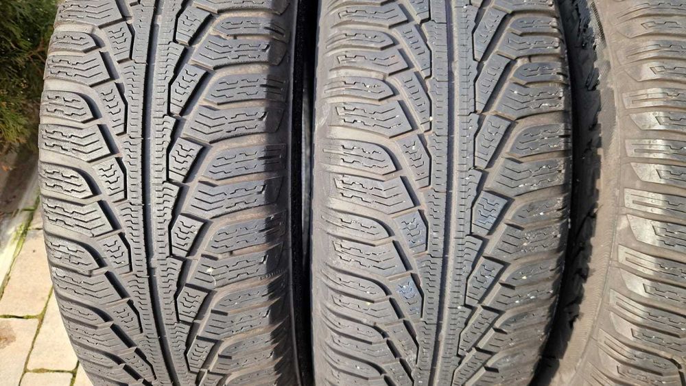 Anvelope iarna 225 65 R 17 Uniroyal