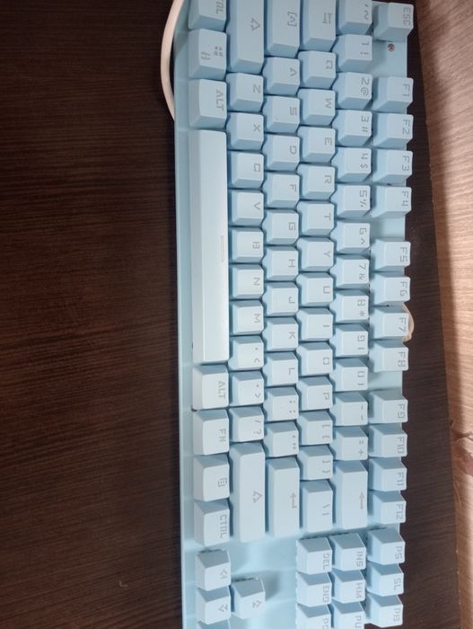 Продам 2 клавиатуры