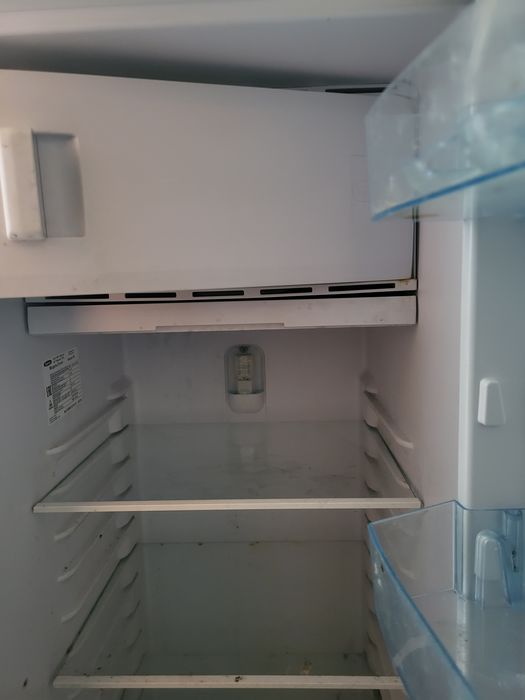 Холодильник Бирюса