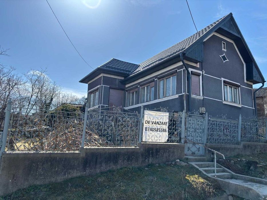 PF vand casa in loc. Moldovenesti, teren 1053mp