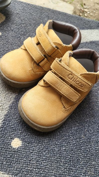 Ghetuțe Chicco piele Flex zone!