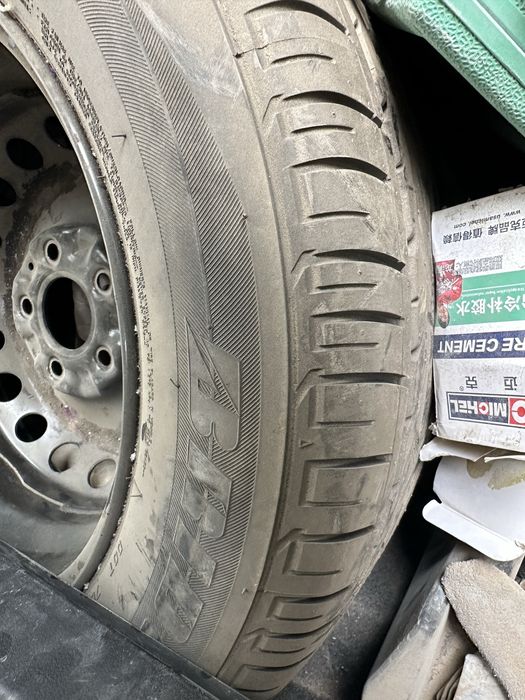 Продам аккумулятор с запаской