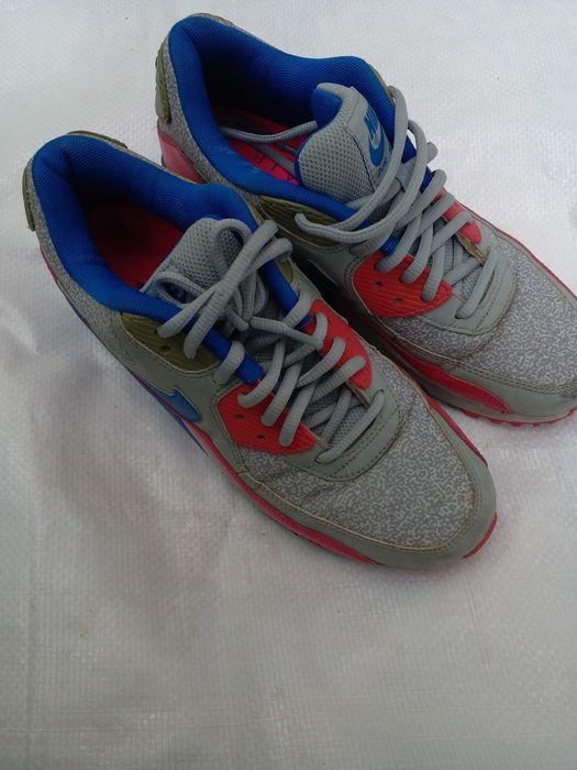 Женские кроссовки Nike