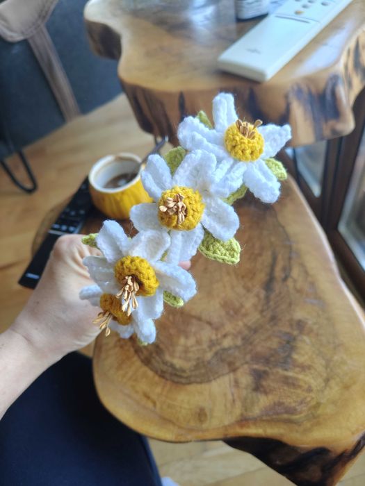 Ръчно плетени детски фиби