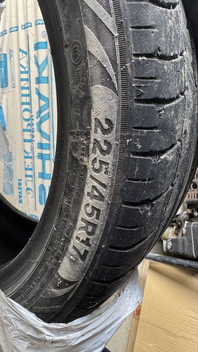 Шины летние R17 225/45