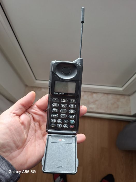 Motorola MicroTAC VIP. Vintage Roman • OLX.ro