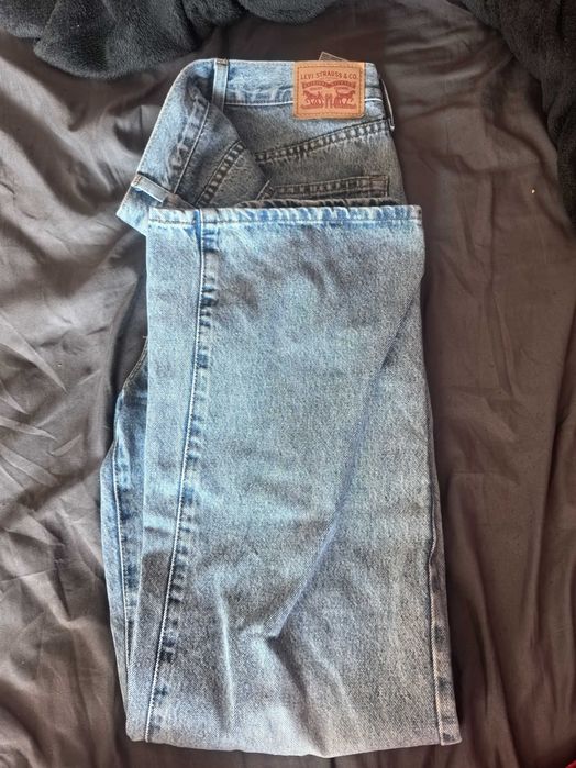 Дънки Levi's/ Дамски дрехи