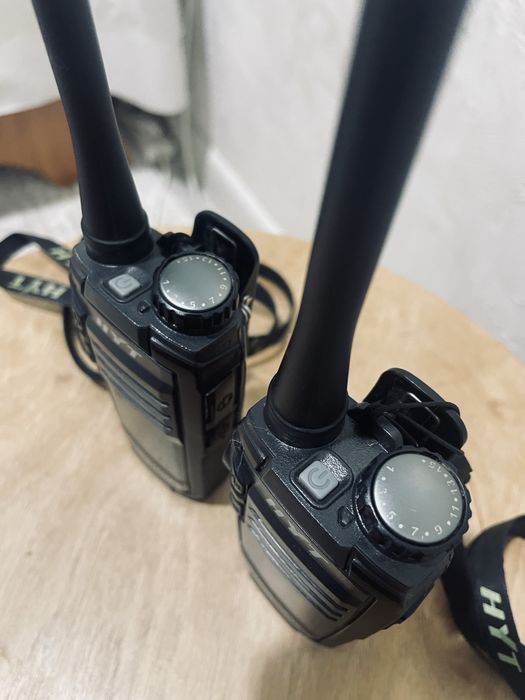 Продам рации Hyter