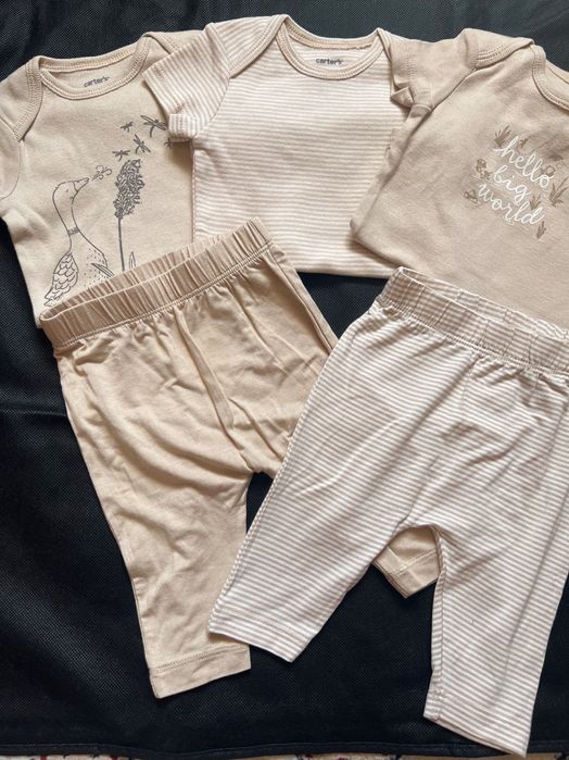 Carters набор заказывали с Америки на 3 мес боди со штанишками
