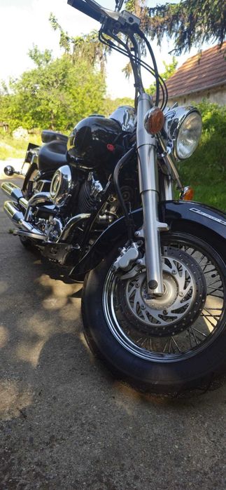 Motocicleta Yamaha Dragstar