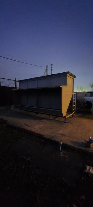 Бункерная кормушка для крс на 5 тонн