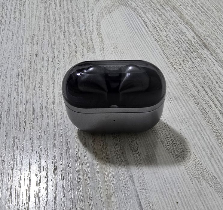 Наушники samsung galaxy buds3 pro в отличном состояние