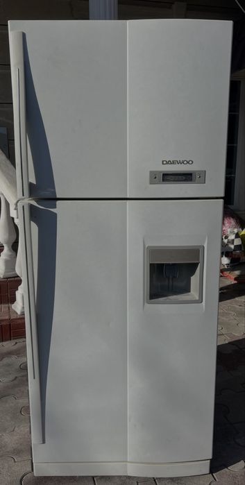 Холодильник Daewoo