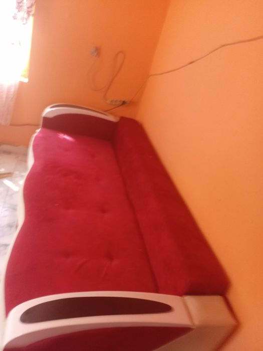 Canapea de vanzare