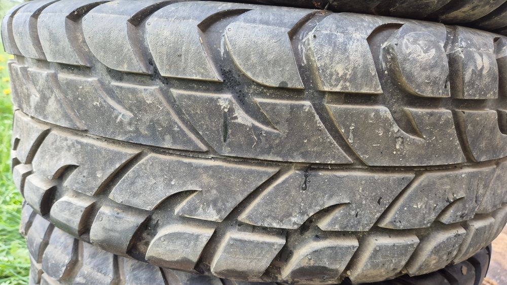 Anvelope R12 maxxis Cluj-Napoca • OLX.ro