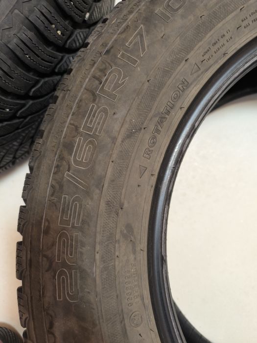 Гуми за джип 225/65R17