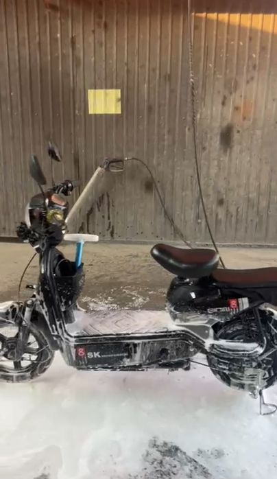 Продаю Скутер ск8