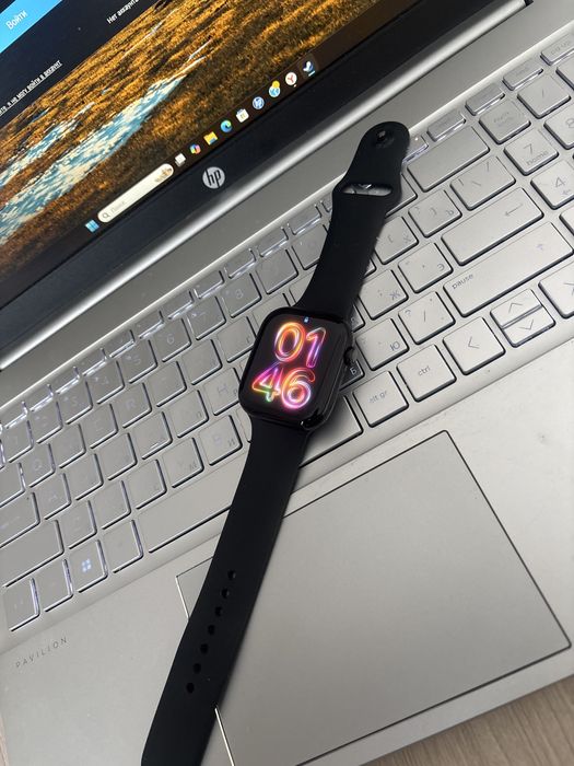 Продам apple watch 10 46mm