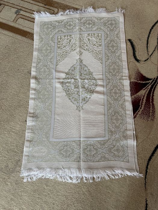 Жайнамаздар 900 тг