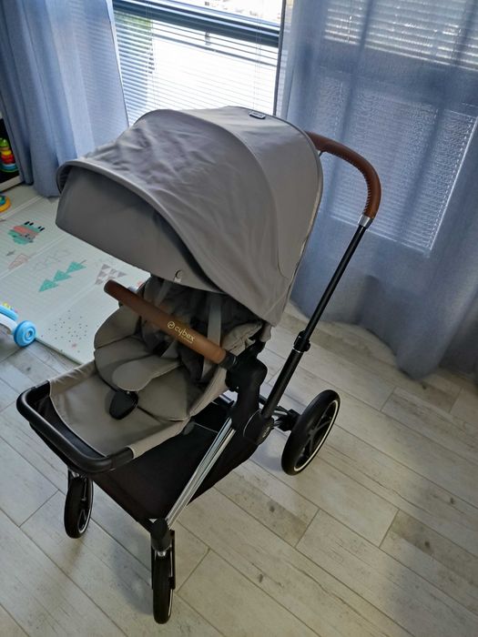 Детска количка Cybex в много добро състояние