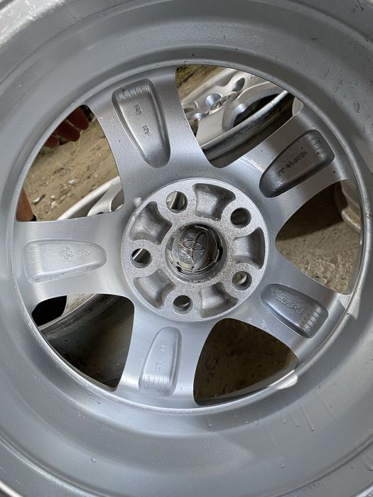 Toyota 35 радной титан R16
