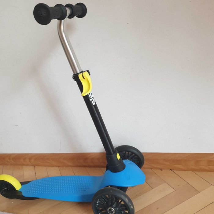 Trotinetă pentru copii