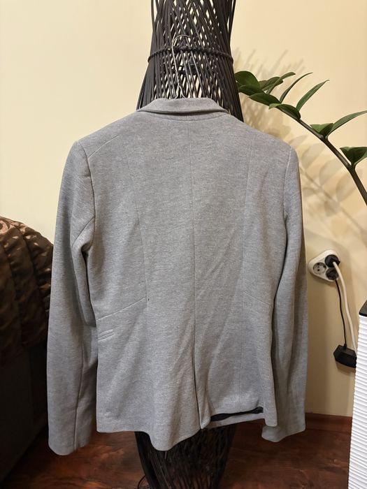 Сака - HM, Bershka