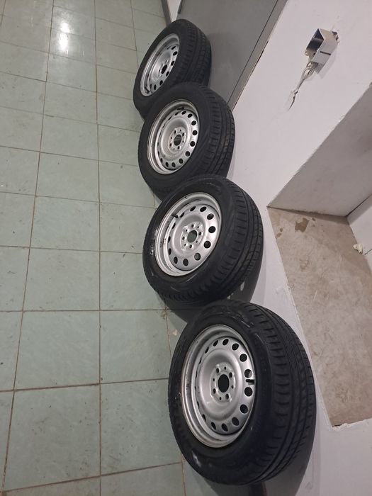 Продам Шины Viatti