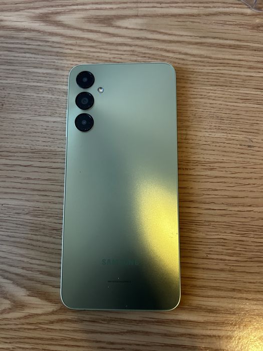 Samsung galaxy A05s aproape nou