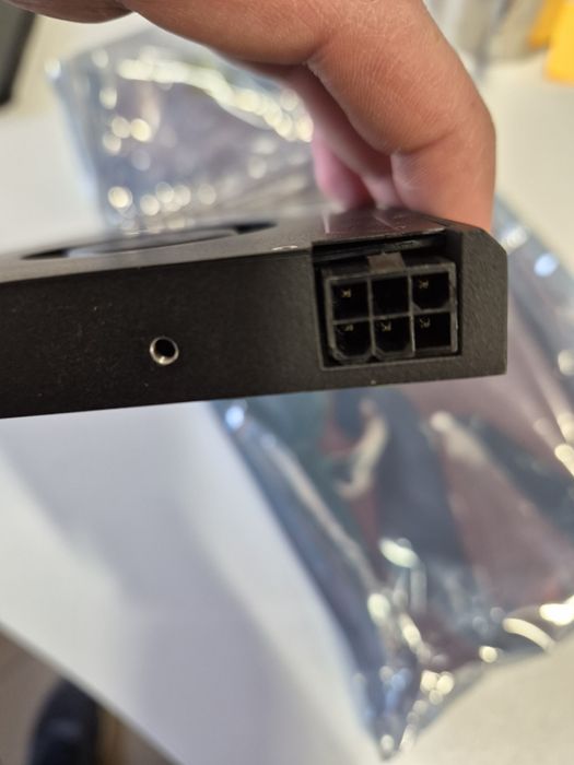 Quadro k4000 3gb, 192 bit