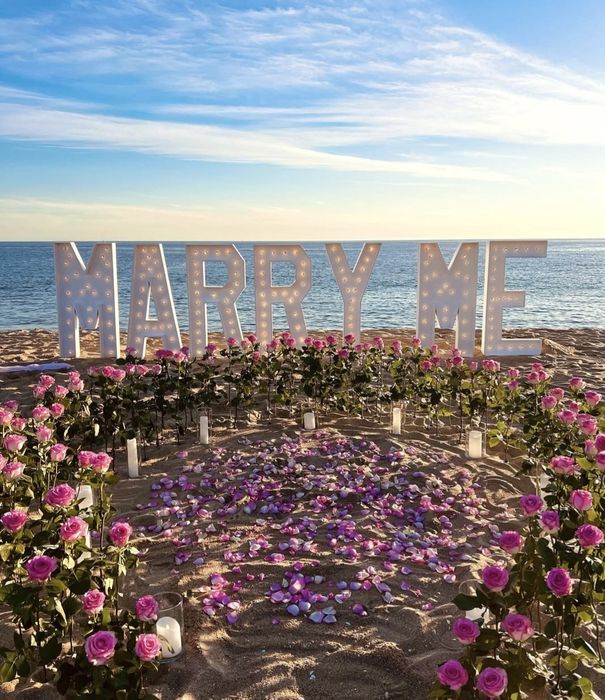 Любовна изненада, декор предложение за брак