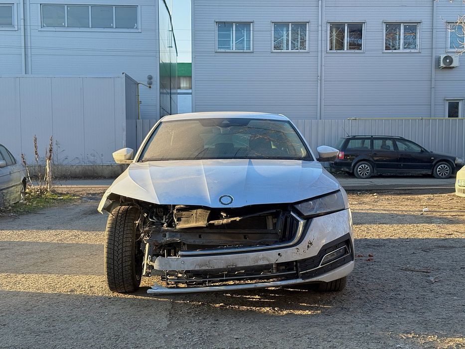 Skoda Octavia 2024 | 1.5 Hybrid | Avariat