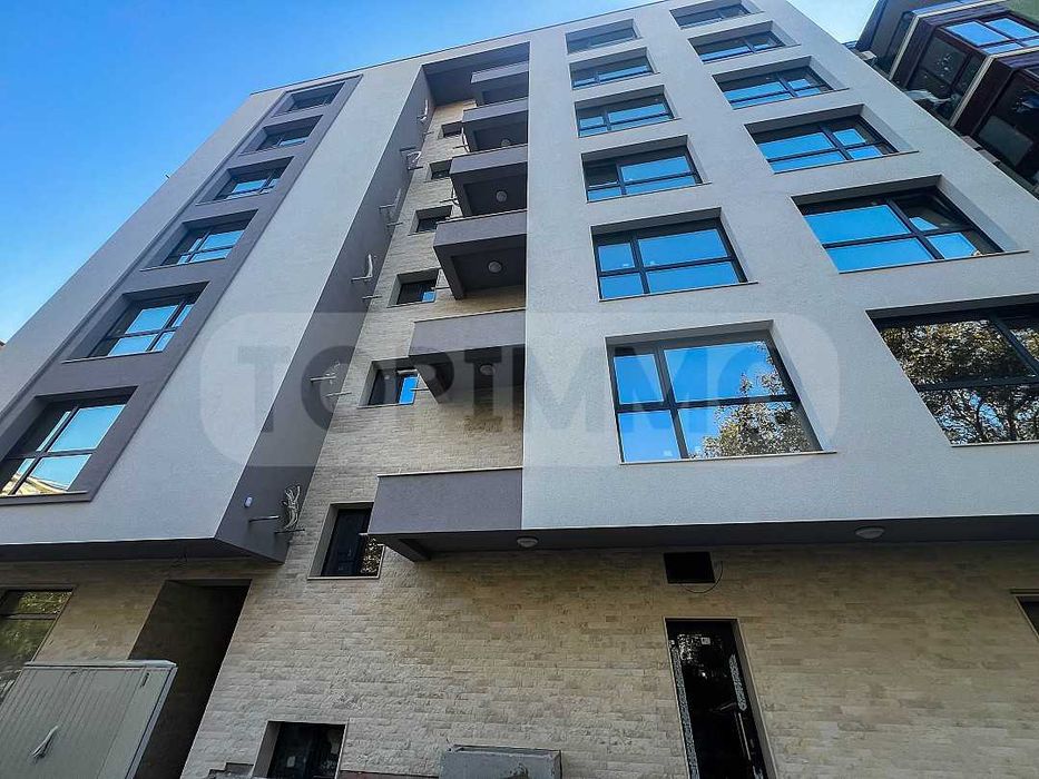 Продава се Двустаен апартамент в Варна, Чайка - 63 кв.м за 2524 €/кв.м - Снимка #1