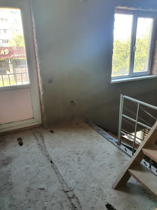 Спутник 22-Нужен Ремонт-9 ком-401 м²-8.25 сот.