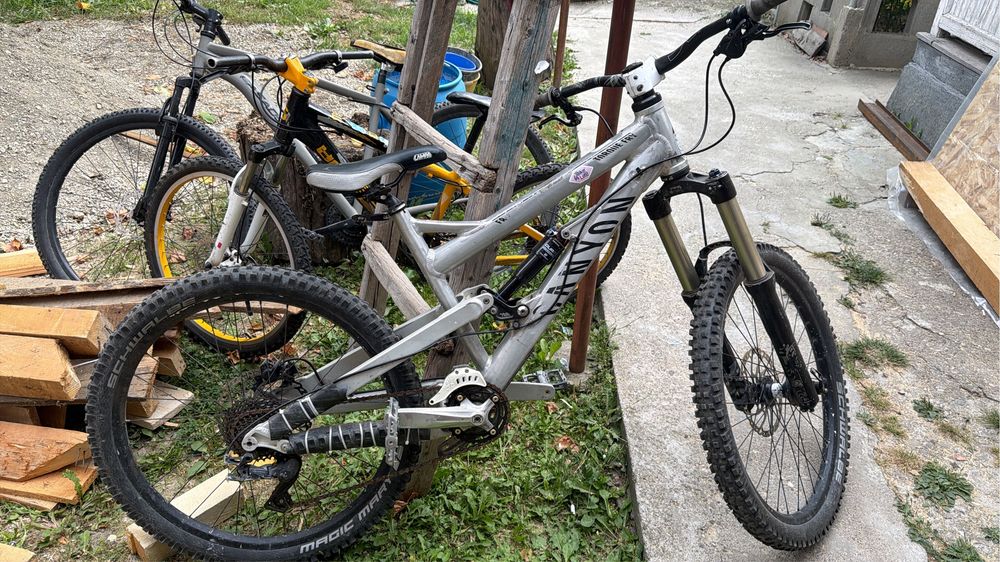 Canyon DH / Enduro Full Suspension – stare bună
